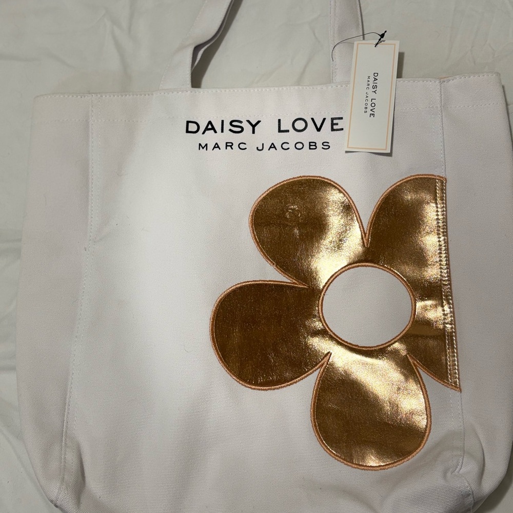 Marc Jacobs Daisy Love White and Gold Tote